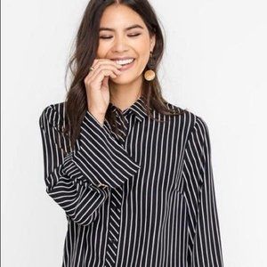 Lush womens Black Wide Sleeve button shirt medium